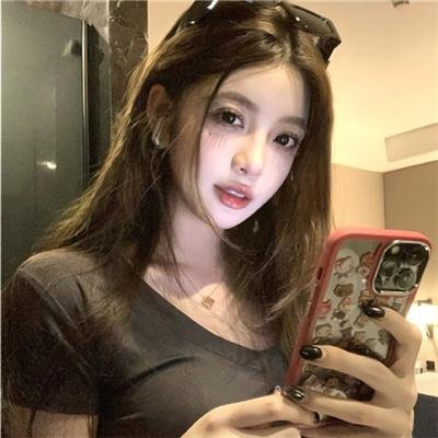 背带短裤丧尸来袭